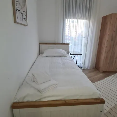 Ema Tirana