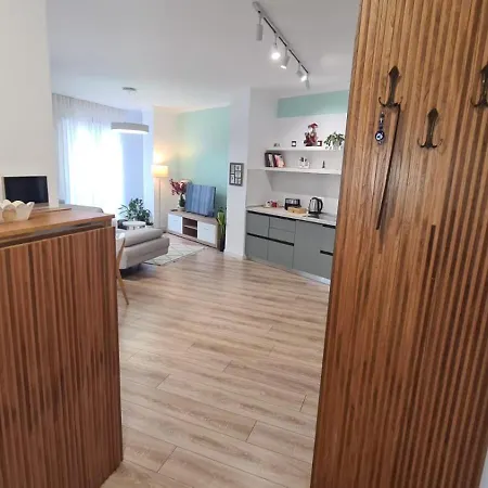 Ema Apartment *